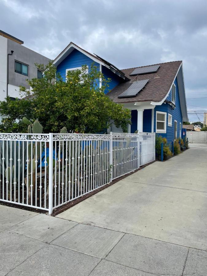 Small Private La Bedroom W Wifi - Private Fridge - Ac Near Usc - Exposition Park - Usc Memorial Coliseum - Banc Of California Bmo Stadium - Downtown Angeles Dtla - Of Southern California Usc!!! Habitación en casa particular *
